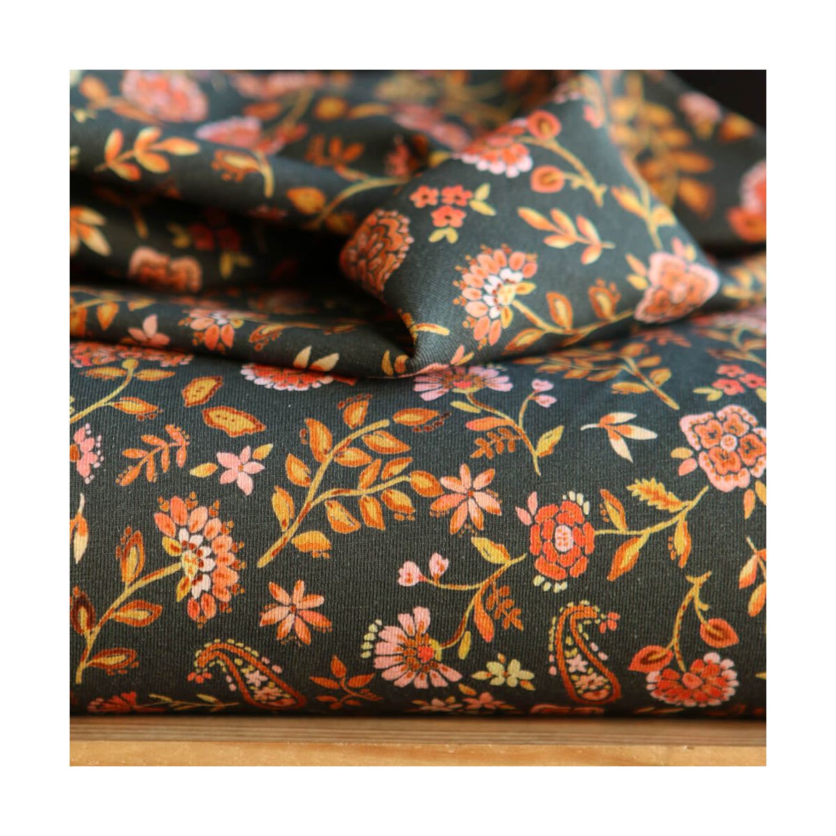 copie de Jersey de coton fond bleu nuit fleuri rose