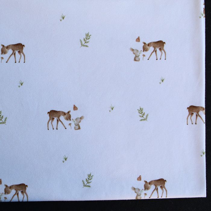 Jersey de coton fond blanc lait imprimé petites biches et lapins