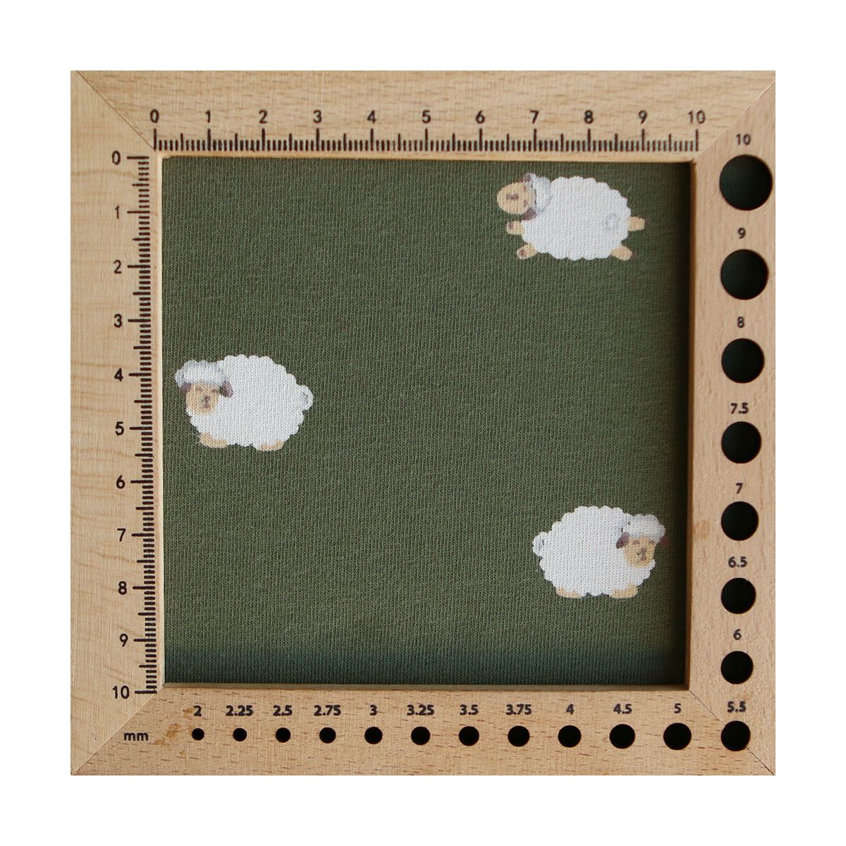 Jersey de coton fond vert olive imprimé petits moutons