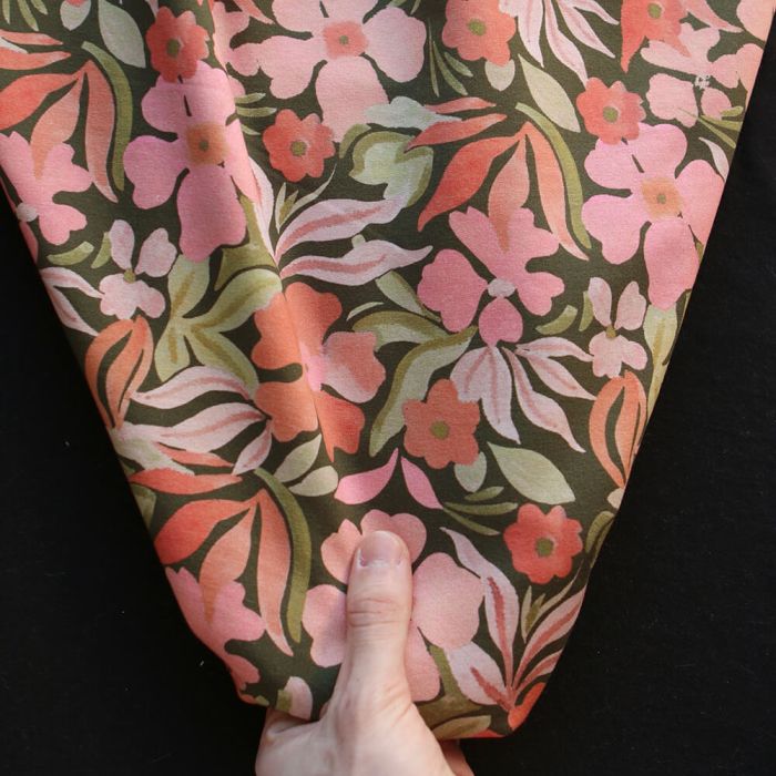 copie de Lea - Tissu sweat exclusif graou noir et châtaigne fond beige poudré