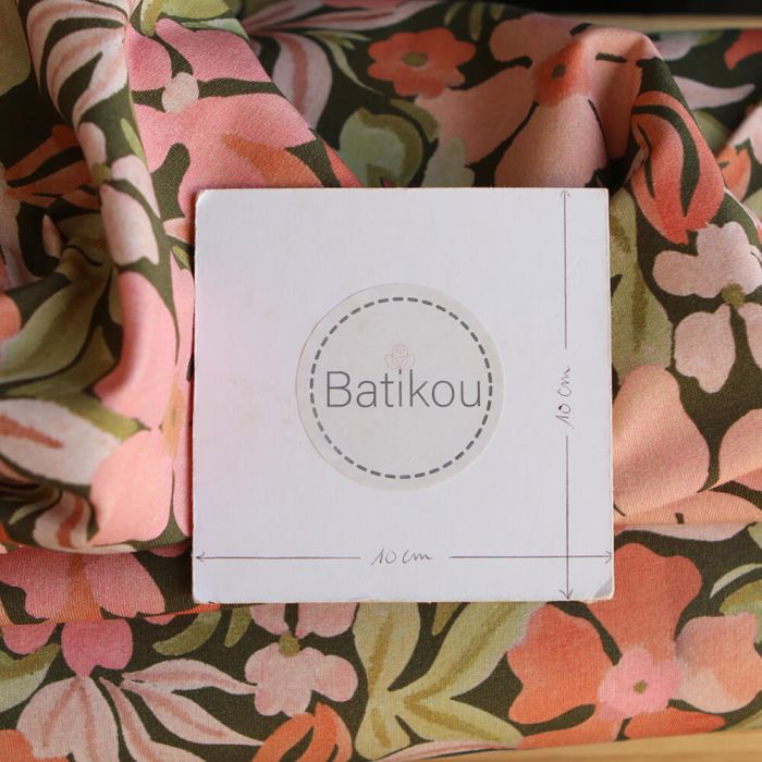 copie de Lea - Tissu sweat exclusif graou noir et châtaigne fond beige poudré