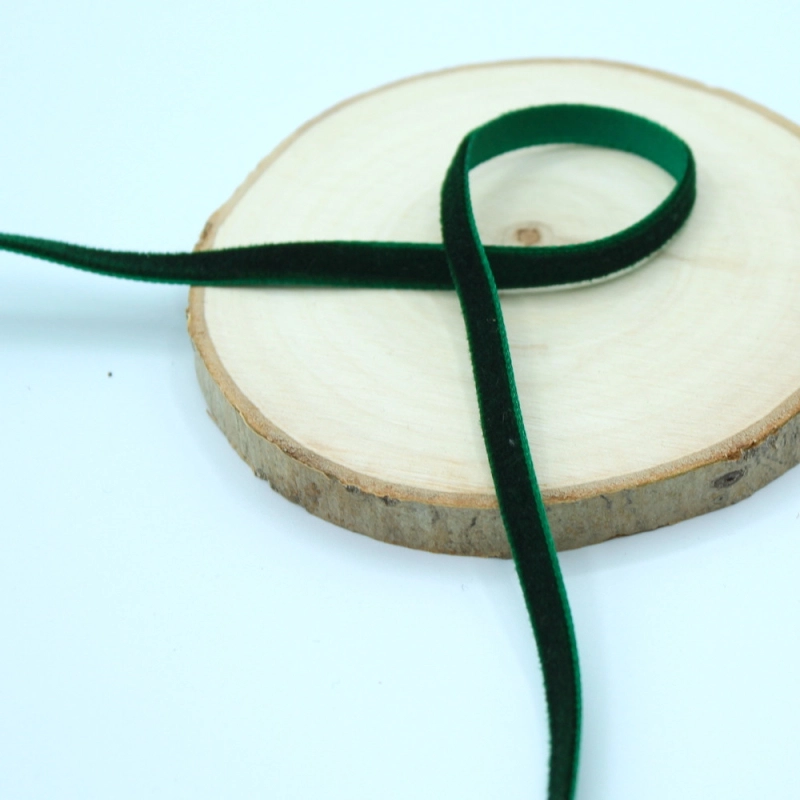 Ruban velours 7mm x1m vert sapin