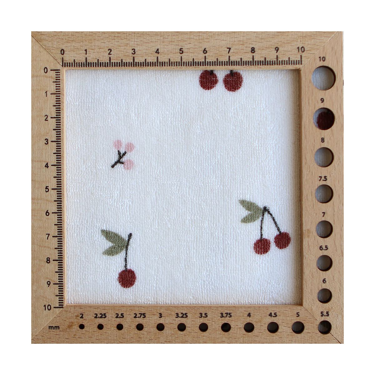 Jersey de coton fond blanc lait imprimé cerises