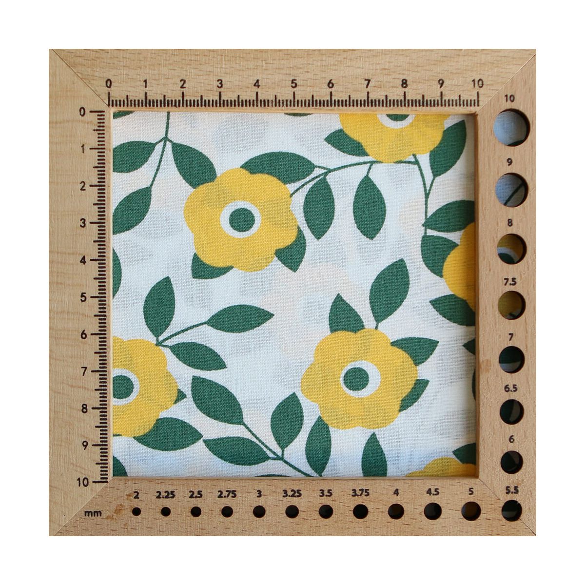 Popeline de coton imprimé fleurs vert et jaune