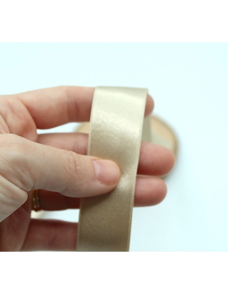 Ruban satin 25mm x1m beige clair