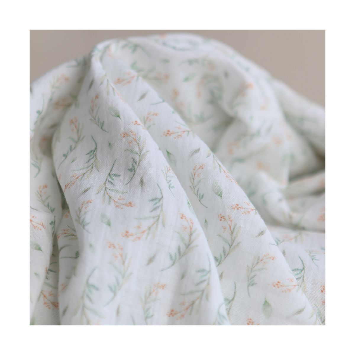 Clairière - Double gaze de coton fond blanc imprimé feuillage doux