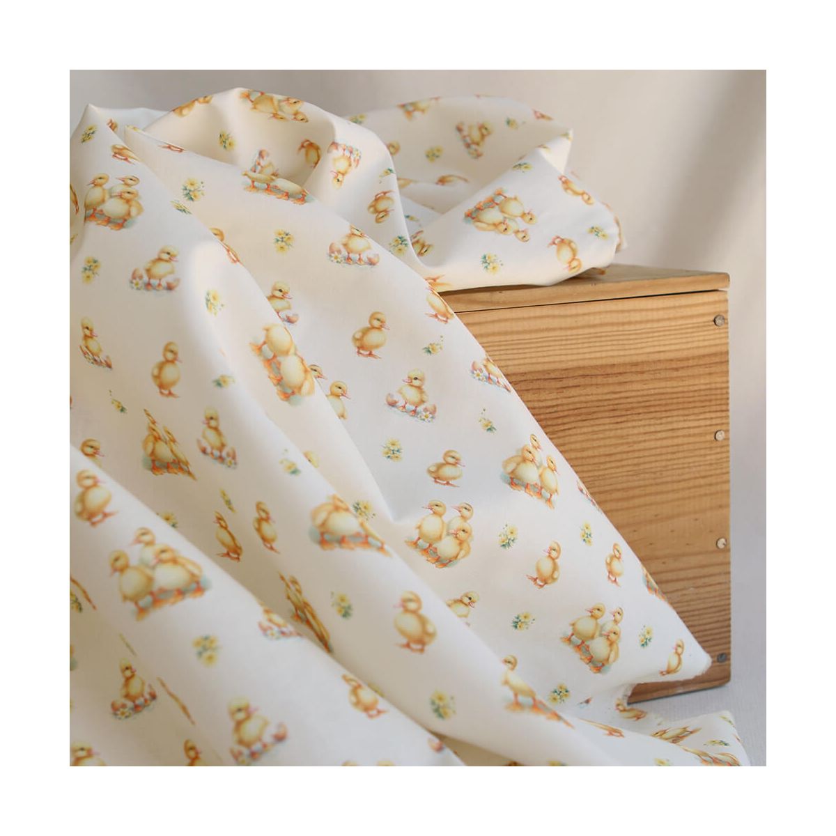 Gaston - Popeline douce coton organique fond écru imprimé canetons