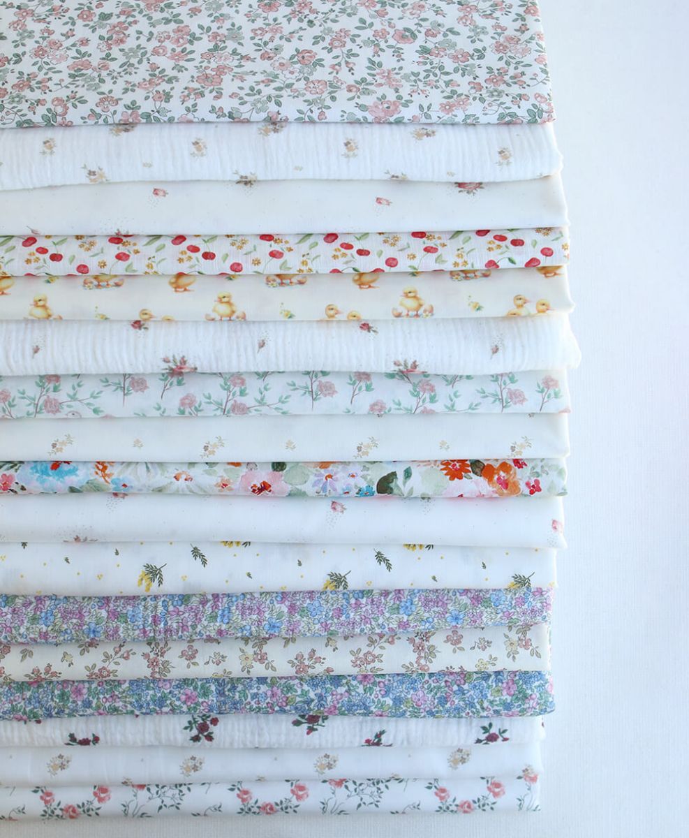 Victoire - Double gaze de coton BIO motif petites fleurs pastel