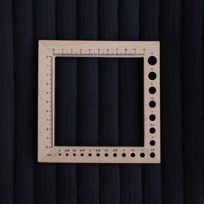 Tissu matelassé double gaze coton uni noir rayures