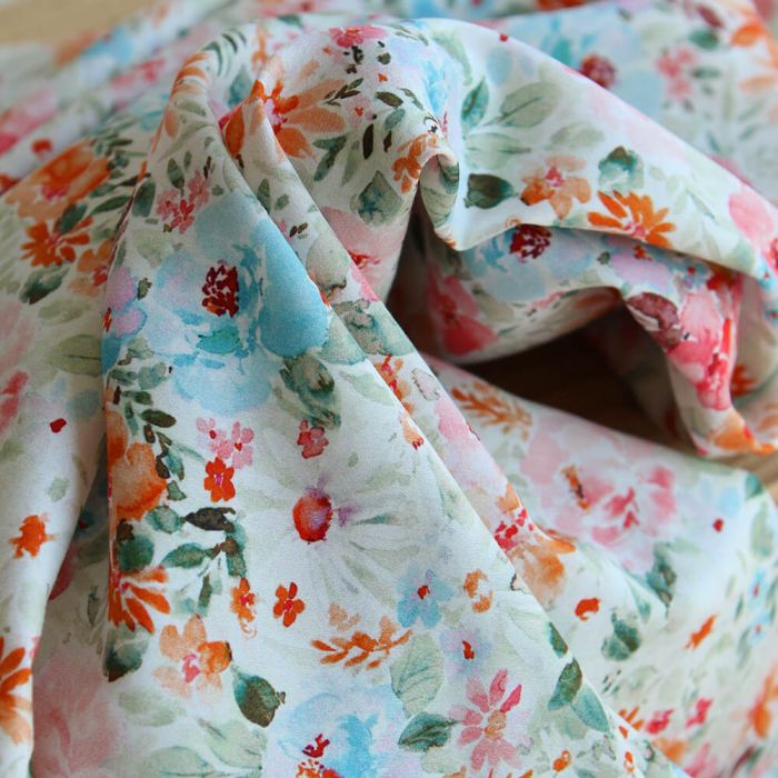 Suzon - Batiste de coton douce à imprimé fleuri aquarelle