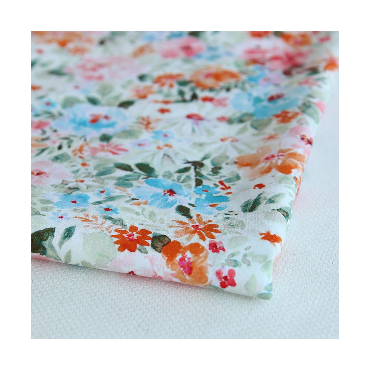 Suzon - Batiste de coton douce à imprimé fleuri aquarelle