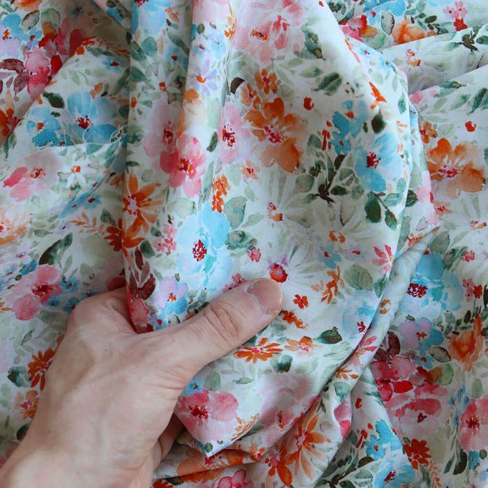 Suzon - Batiste de coton douce à imprimé fleuri aquarelle