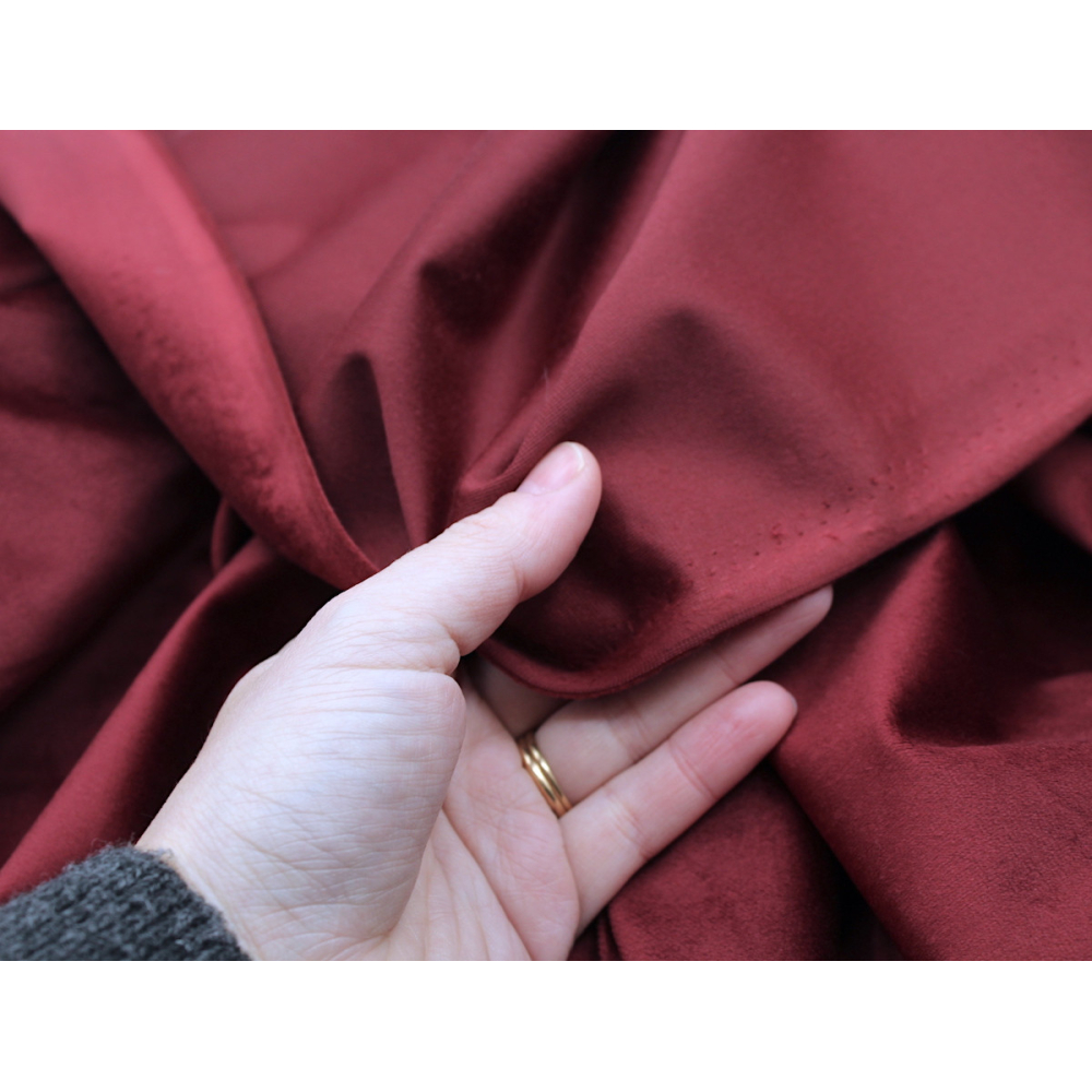 Velours ras coton organique coloris bordeaux
