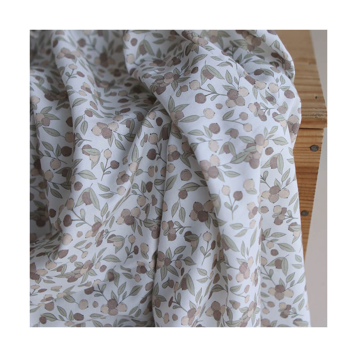 Hind Full - Popeline douce coton BIO organique fond blanc lait exclusif nature