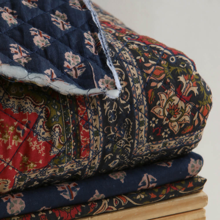 Kiran Tissu Indien rouge bleu marine vintage Coton - Artisanal Hand Block