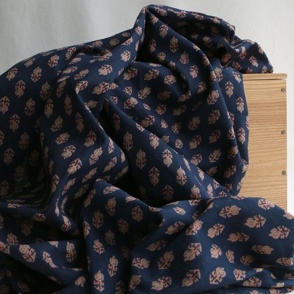 Kiran B - Tissu indien en coton imprimé main Hand Block marine