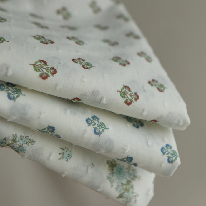 Hazel - Plumetis de coton imprimé fleuri bleu et vert