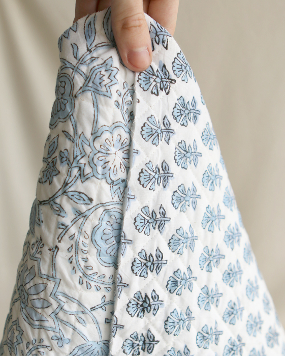 Amayra - Tissu indien matelassé double face coton hand block teal largeur 100cm