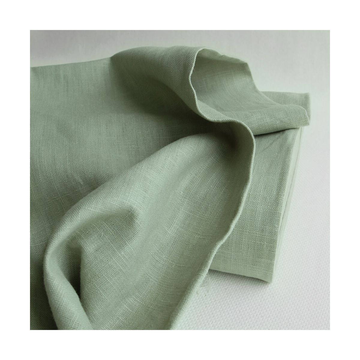 Lin lavé coloris vert amande