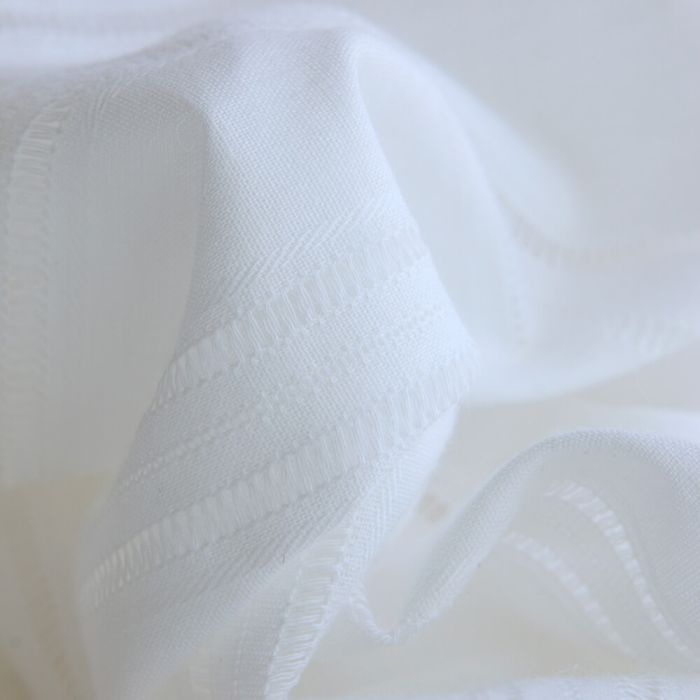 copie de Broderie anglaise plumetis coton coloris blanc cassé