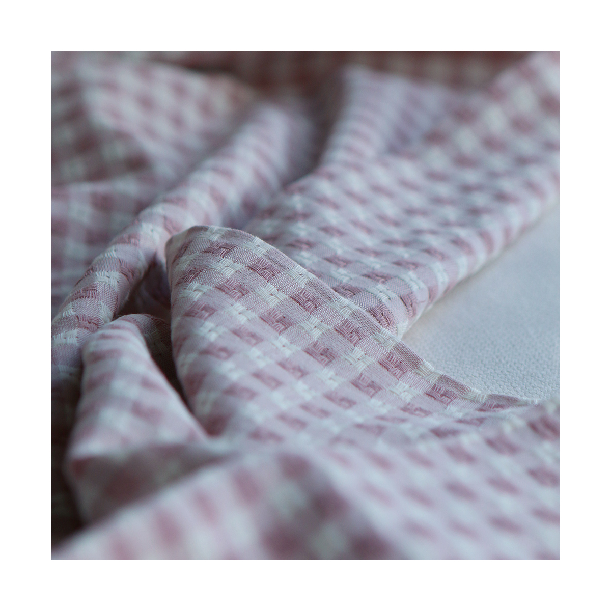 Dick - Seersucker / Coton gaufré texturé vichy 7mm écru et vieux rose