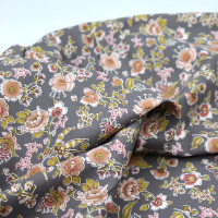 Tissu twill de coton organique imprimé fleuri