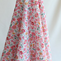 Maria - Batiste de coton SILKYNE à imprimé fleuri rose framboise