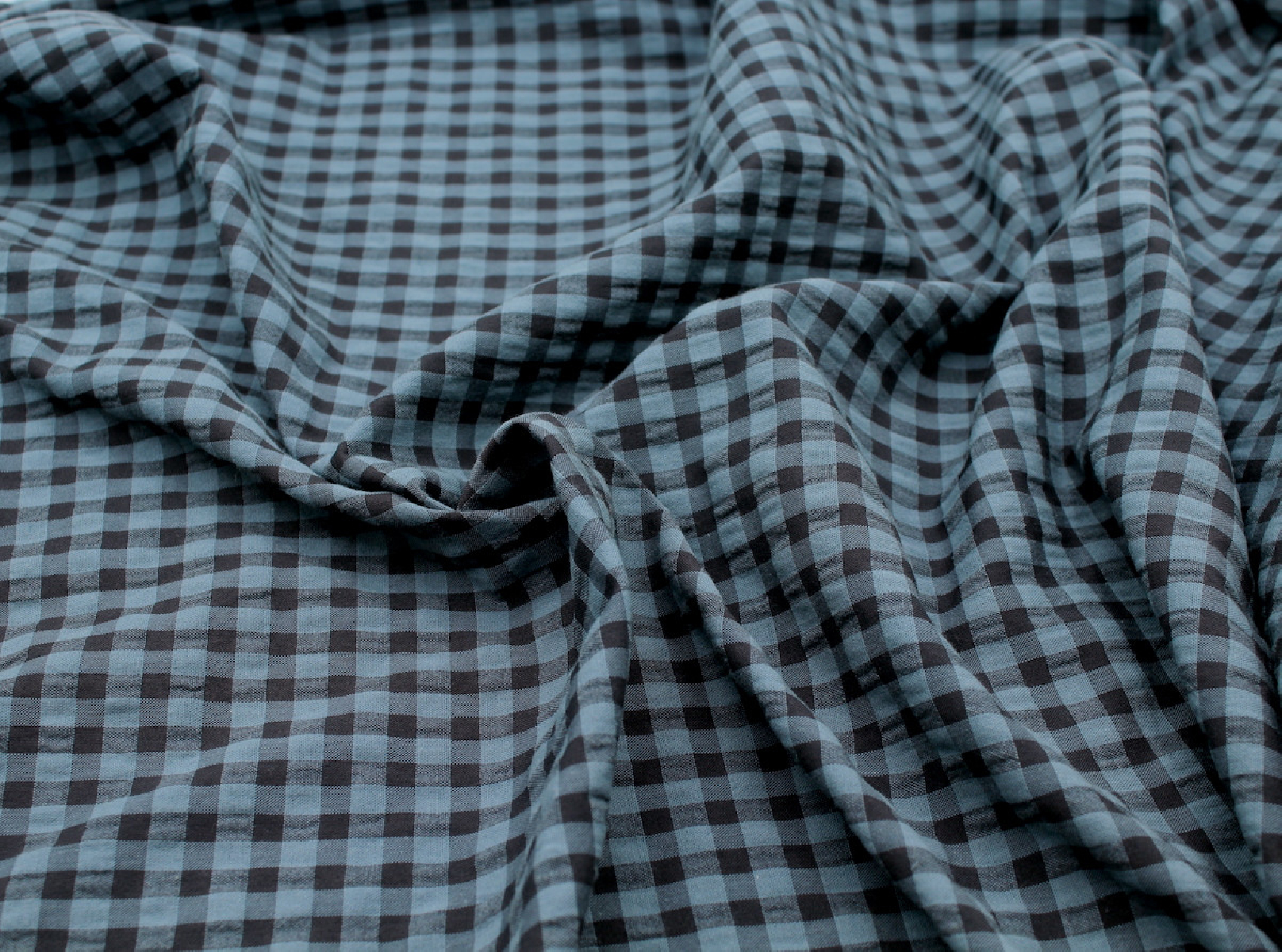 Seersucker / Coton gaufré vichy bleu jean noir