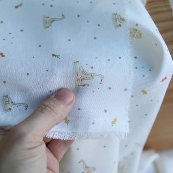 Pimprenelle - Tissu sergé / twill de coton organique imprimé oies 2