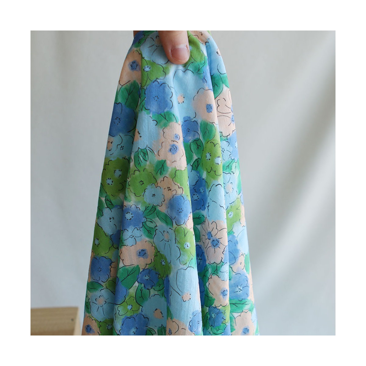 Seersucker / Coton gaufré motif fleuri bleu