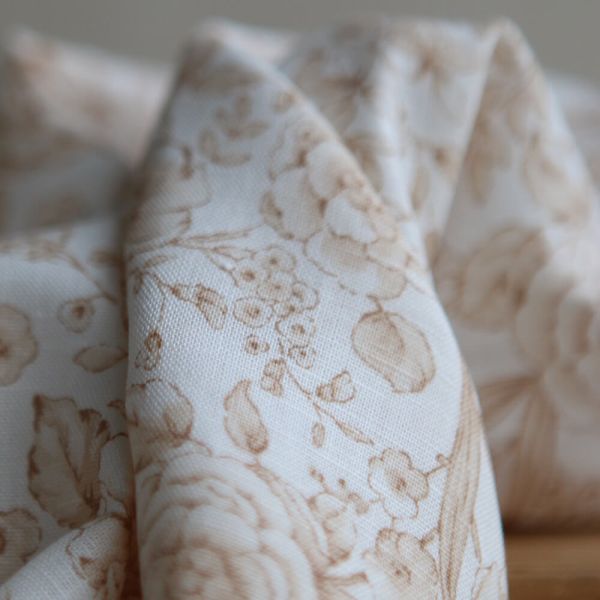 Apolline - Tissu lin coton roses effet toile de Jouy blanc lait et cappuccino 2
