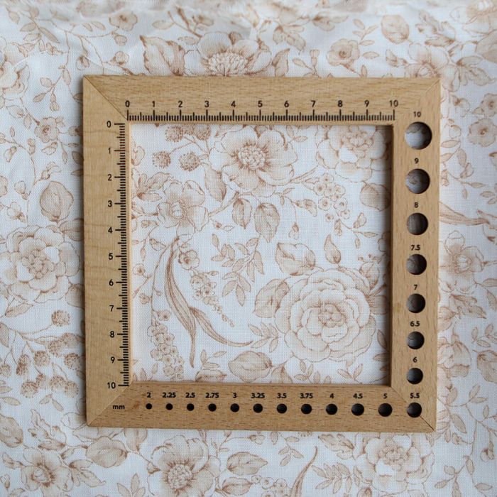 Apolline - Tissu lin coton roses effet toile de Jouy blanc lait et cappuccino
