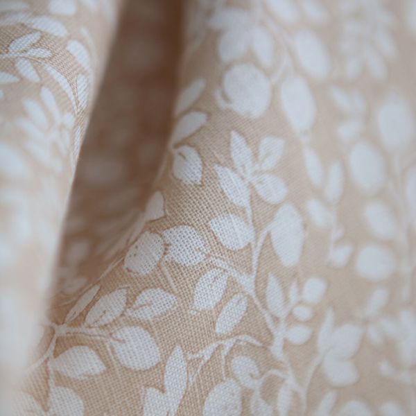 Amaury - Tissu lin coton motif délicat blanc lait et cappuccino 2
