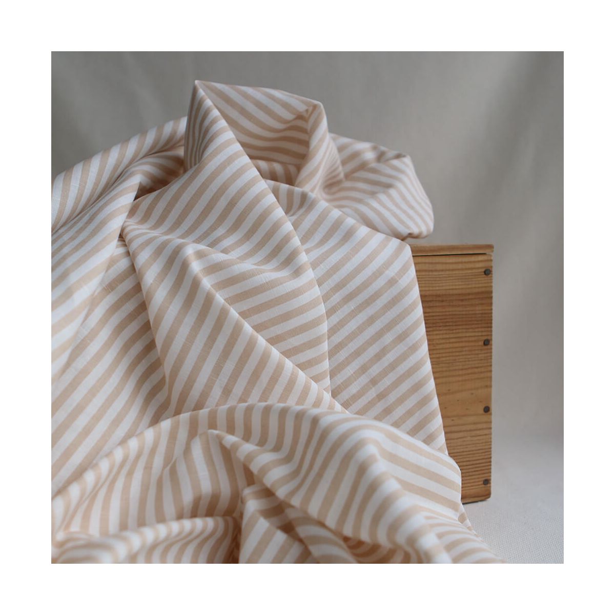 Lucas - Tissu lin coton rayures 6mm blanc lait et cappuccino
