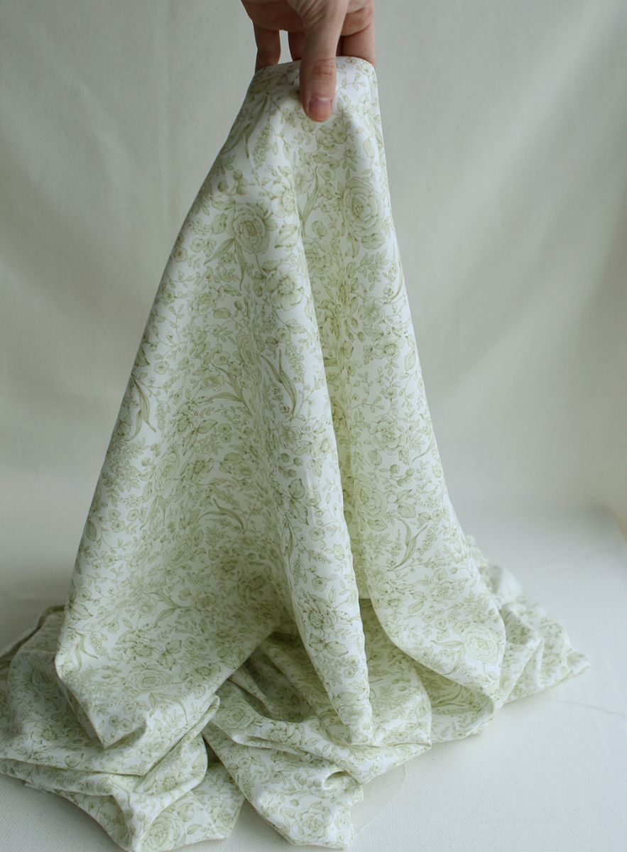 Apolline - Tissu lin coton roses effet toile de Jouy blanc lait et vert amande