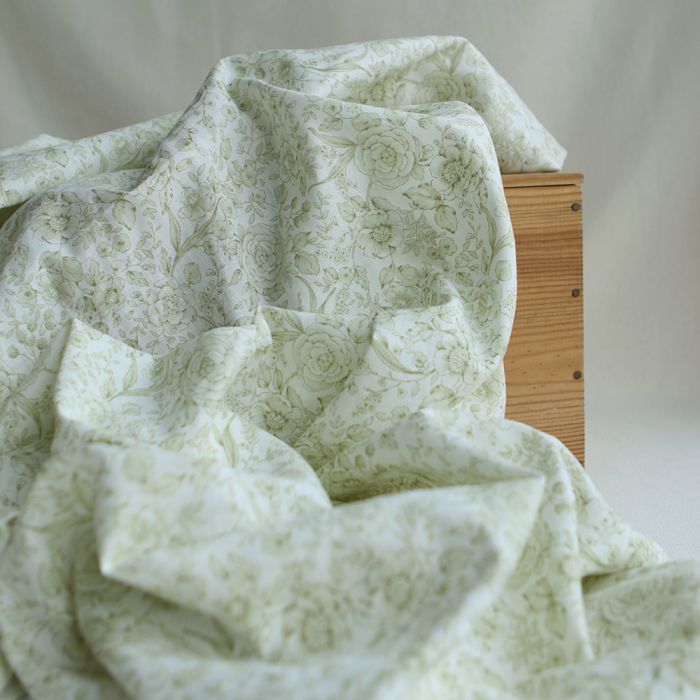 Apolline - Tissu lin coton roses effet toile de Jouy blanc lait et vert amande