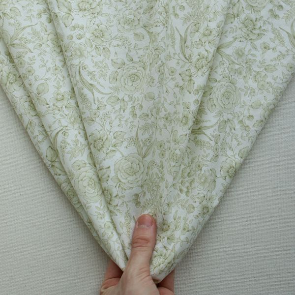 Apolline - Tissu lin coton roses effet toile de Jouy blanc lait et vert amande 2