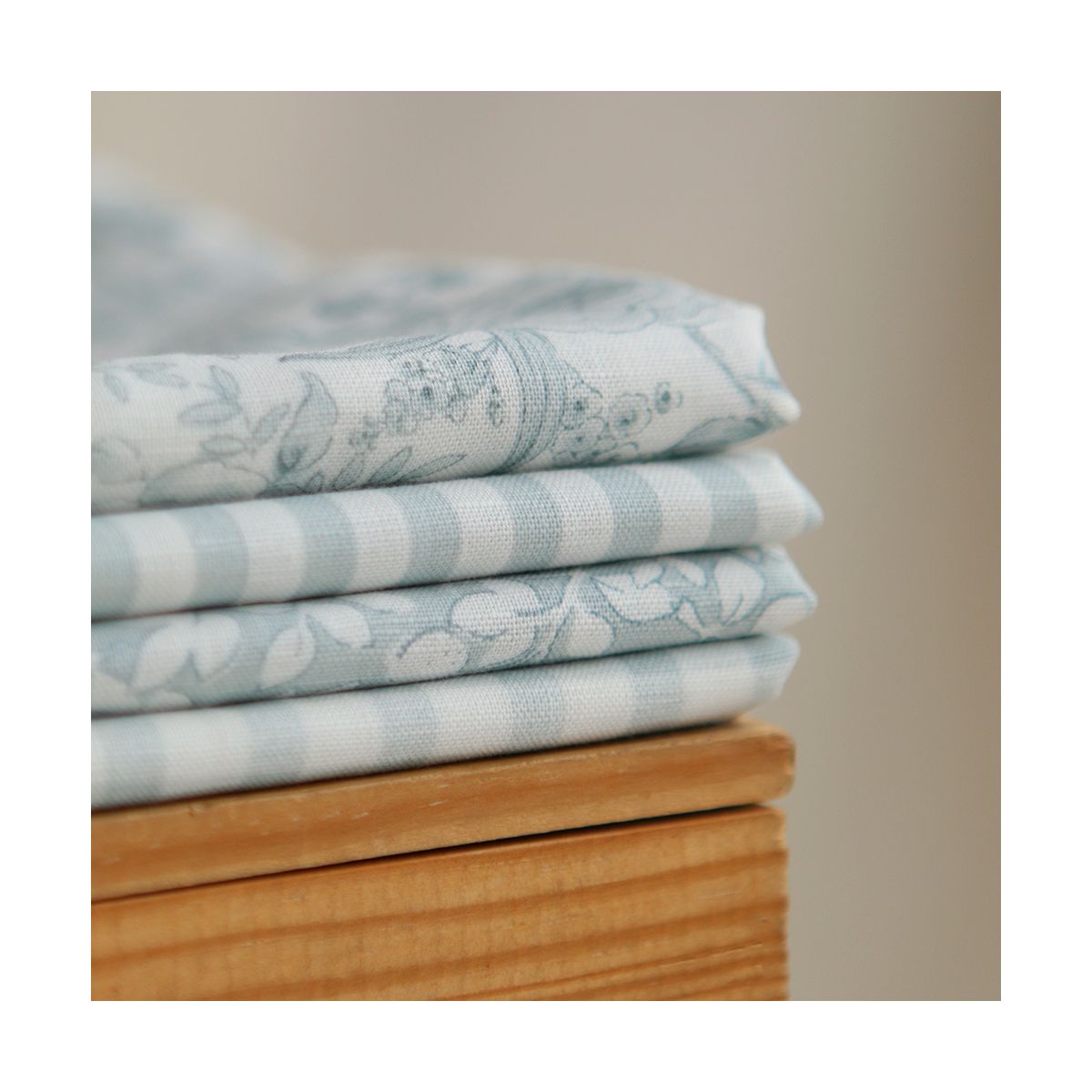 Victor - Tissu lin coton vichy 7mm blanc lait et bleu brume