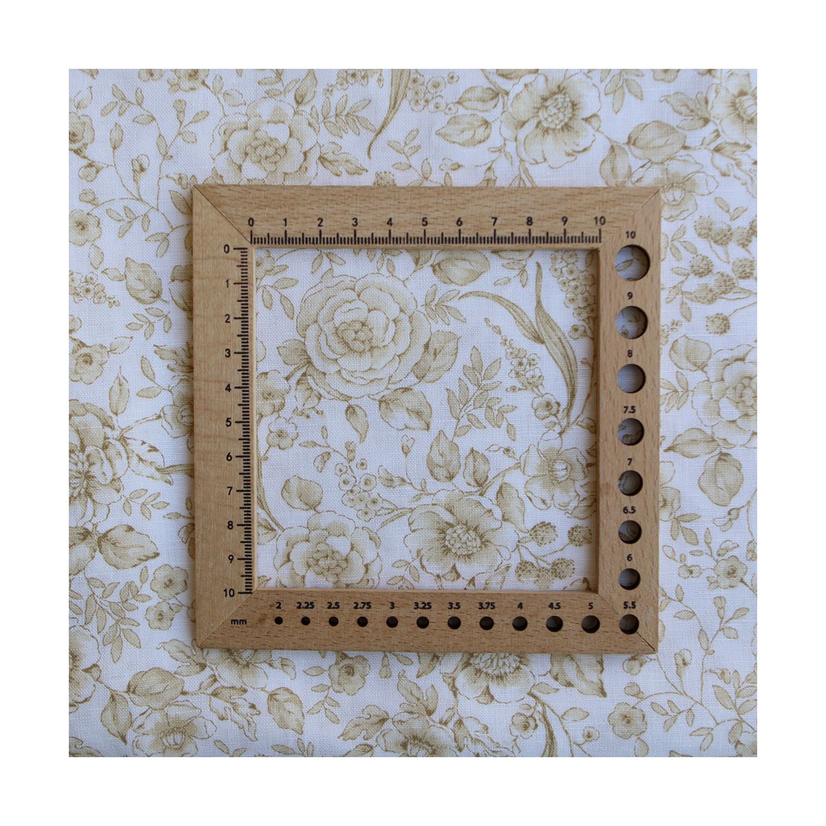 Apolline - Tissu lin coton roses effet toile de Jouy blanc lait et jaune blé