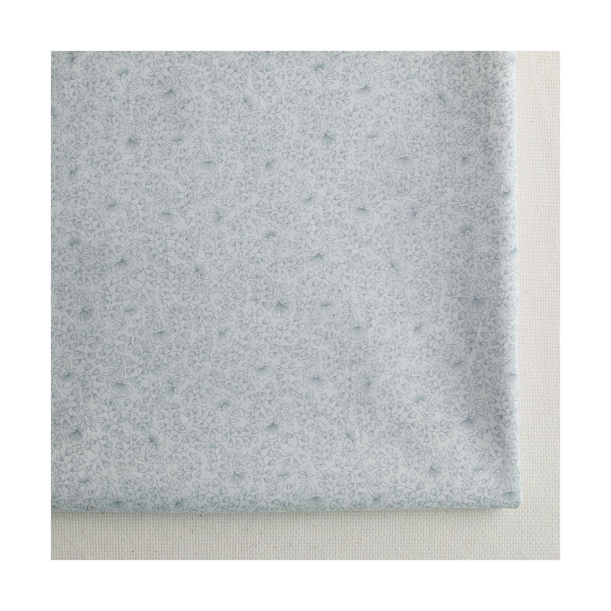 Batiste de coton BIO douce petit motif fleuri bleu grisé