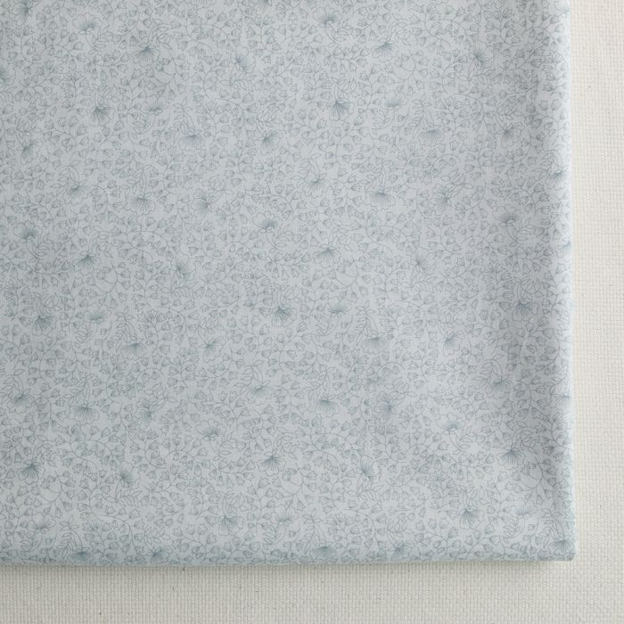 Batiste de coton BIO douce petit motif fleuri bleu grisé