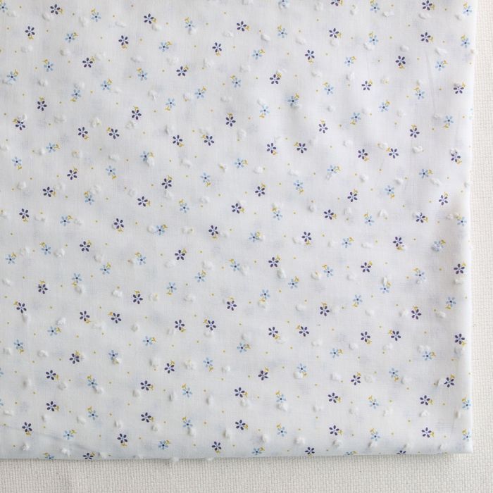 Plumetis de coton BIO petit motif fleuri bleu et pois