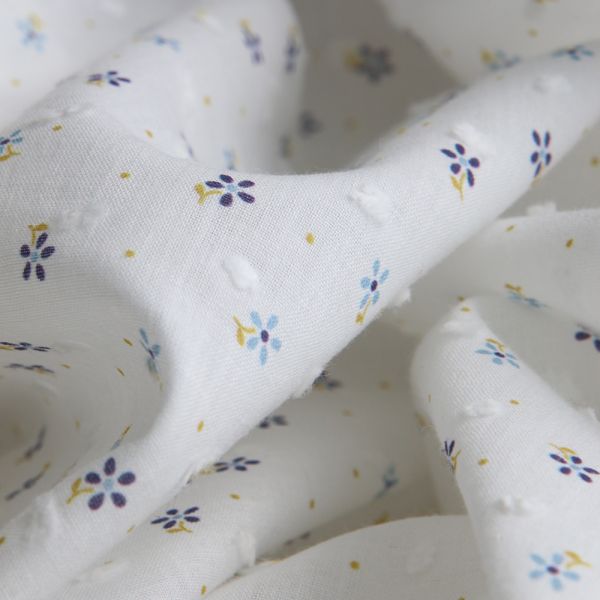 Plumetis de coton BIO petit motif fleuri bleu et pois 2