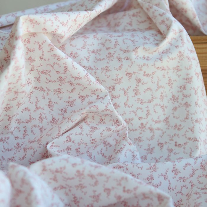 Sakura - Popeline de coton douce qualité SWEET fond lait petit fleuri rose tendre