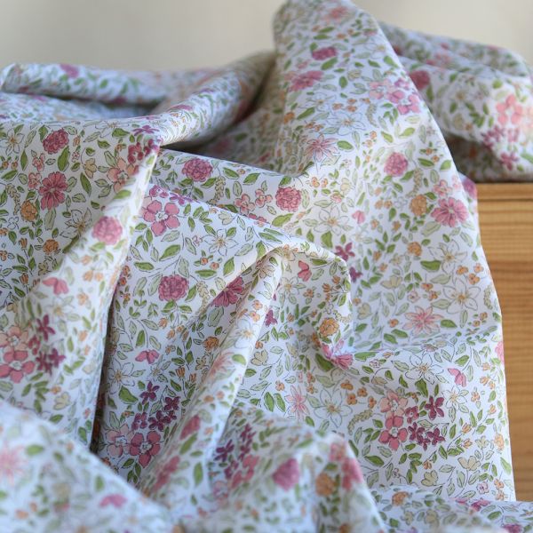 Amelie - Popeline de coton fleuri teintes roses