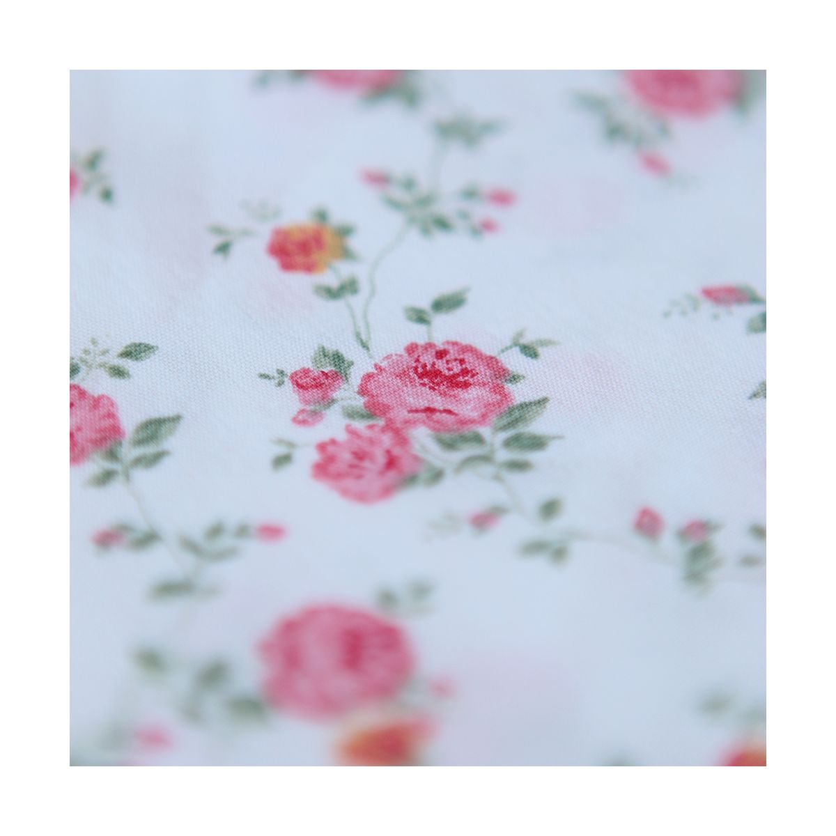 Celeste - Popeline de coton imprimé roses