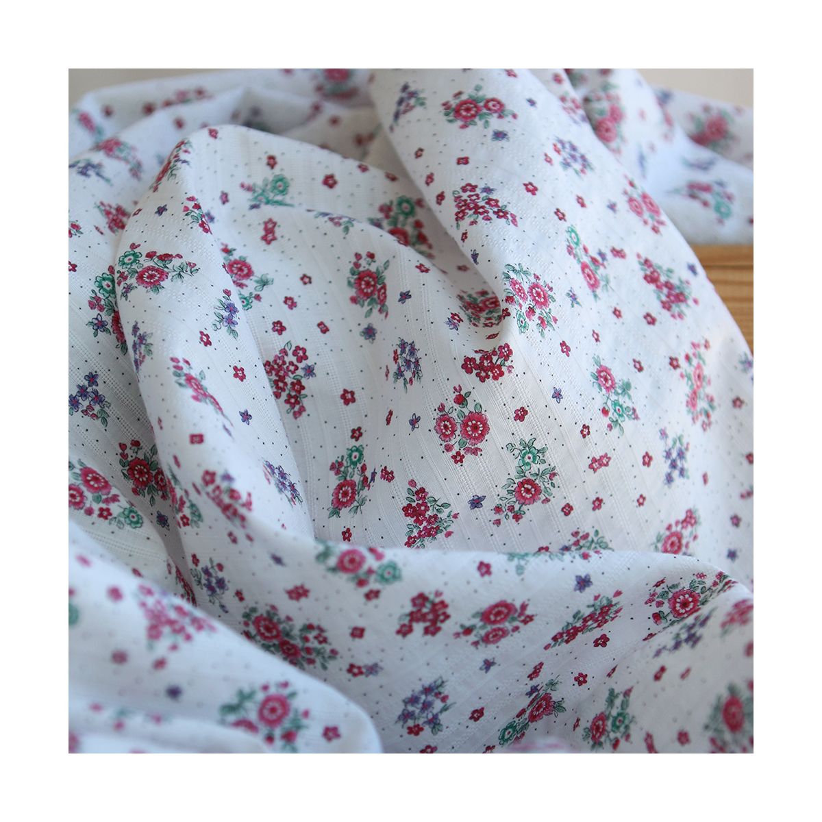 copie de Alicia - Tissu coton texturé imprimé bois de rose
