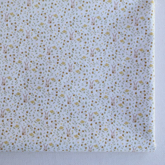 Louis - Popeline de coton douce qualité SWEET fond lait petits lapins beige et jaune