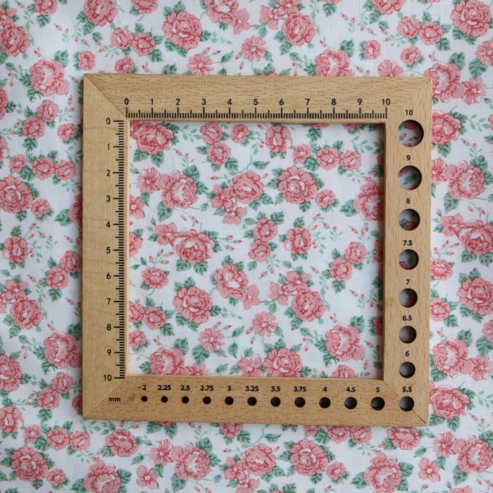 Clara - Batiste de coton BIO douce petit motif fleuri