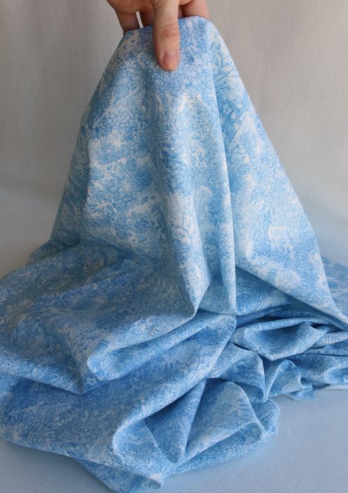 Popeline légère sergé de coton organique imprimé toile jouy bleu celeste